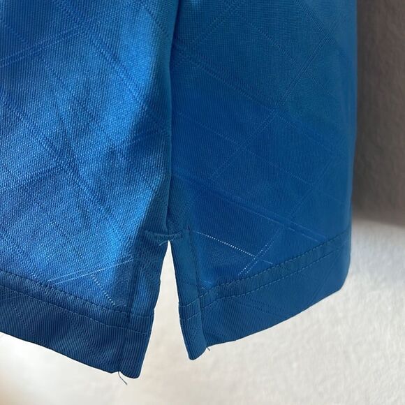 Woman’s Adidas ClimaCool Gold Polo - Picture 7 of 11